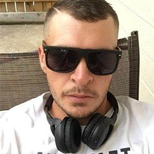 Meet your Posher, James